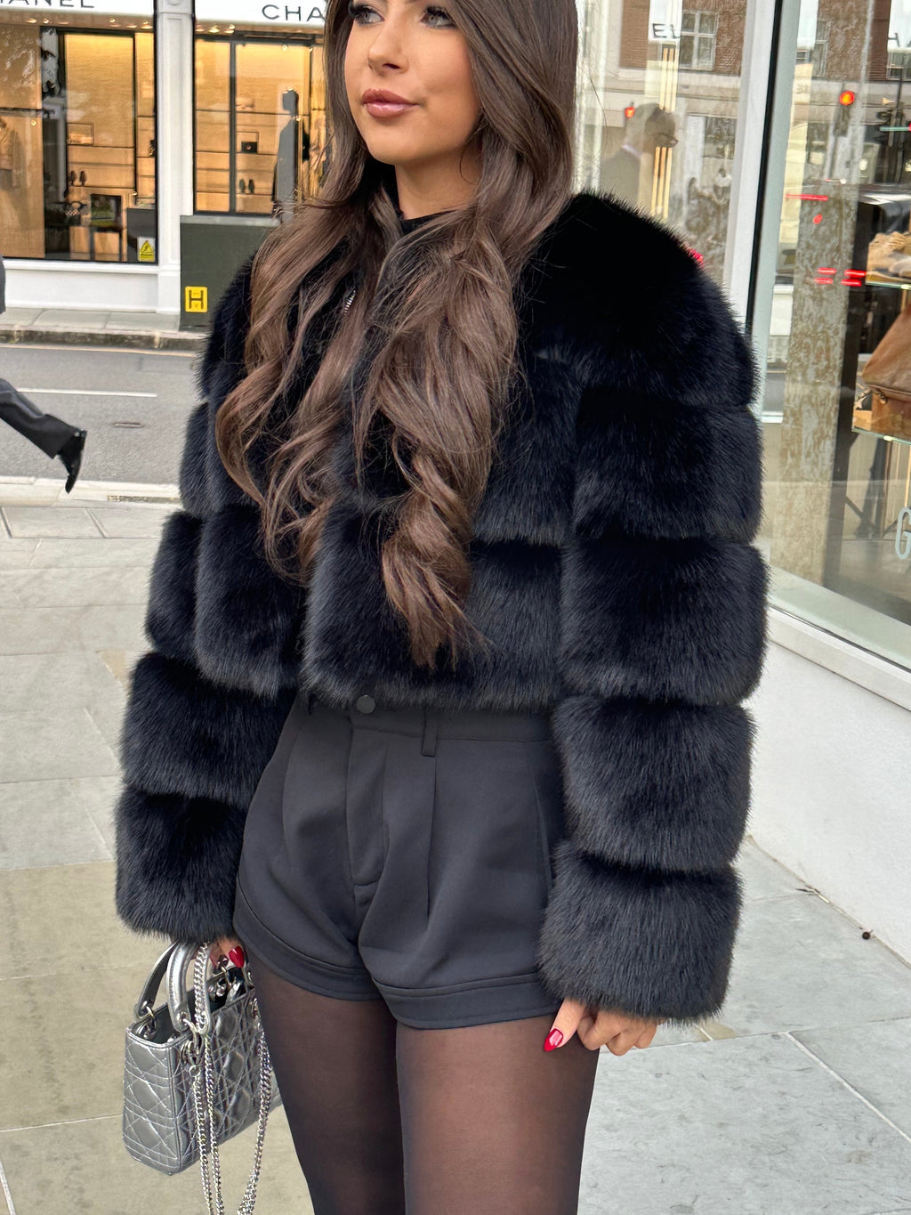 'FRONT ROW' Cropped Faux Fur Coat - Black
