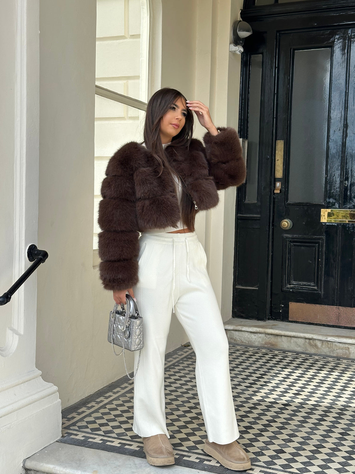 ‘FRONT ROW' Cropped Faux Fur Coat - Chocolate