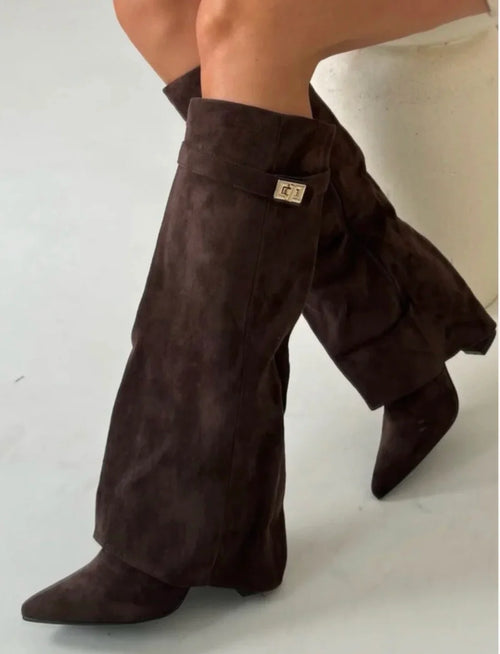 Thryx Suede Brown Boots